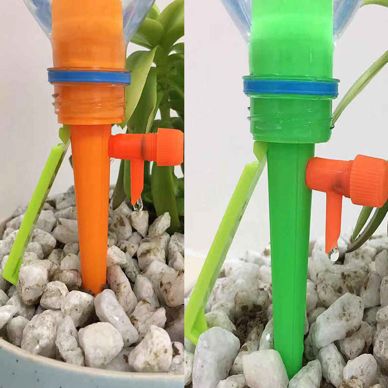 Система капельного полива для  – обзор и цена Root Watering Spike